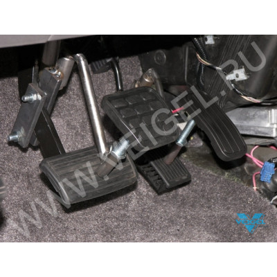 Комплект из двух удлинителей педалей-1